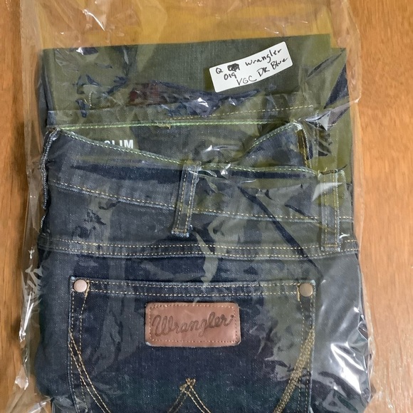 Wrangler Men's Retro Slim Fit Straight Leg Jeans Size 36 x 34 Dark Wash 88MWZDS - Picture 7 of 7